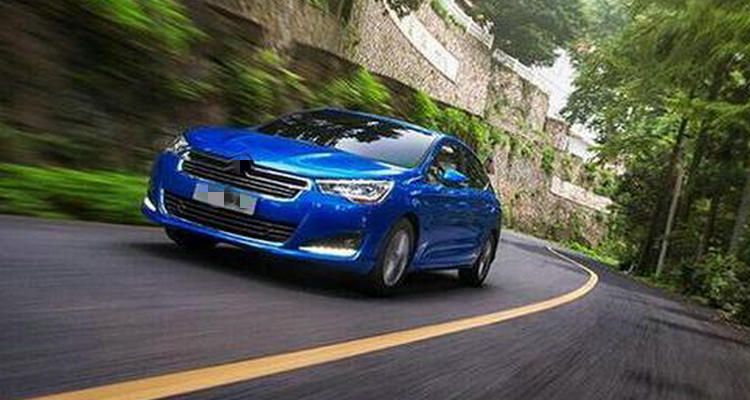 剛買的新車可以跑長(zhǎng)途嗎