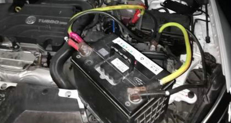 汽車燈沒(méi)關(guān)導(dǎo)致電瓶沒(méi)電了怎么辦