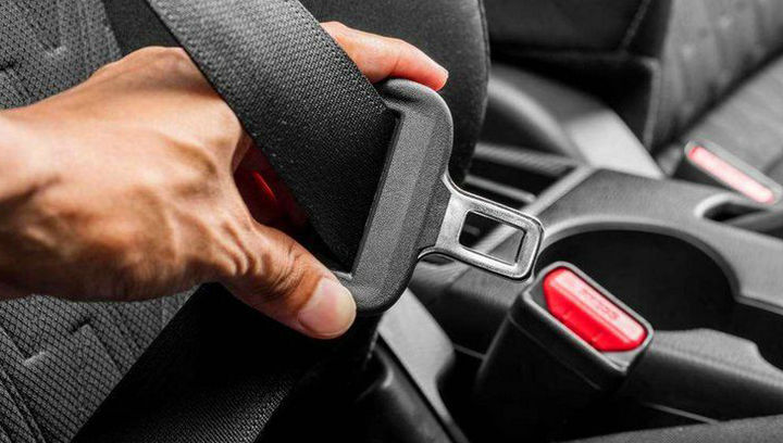 開(kāi)車不系安全帶扣幾分