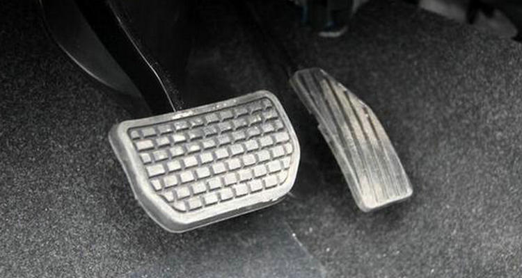 怎么判斷剎車空氣沒(méi)排干凈