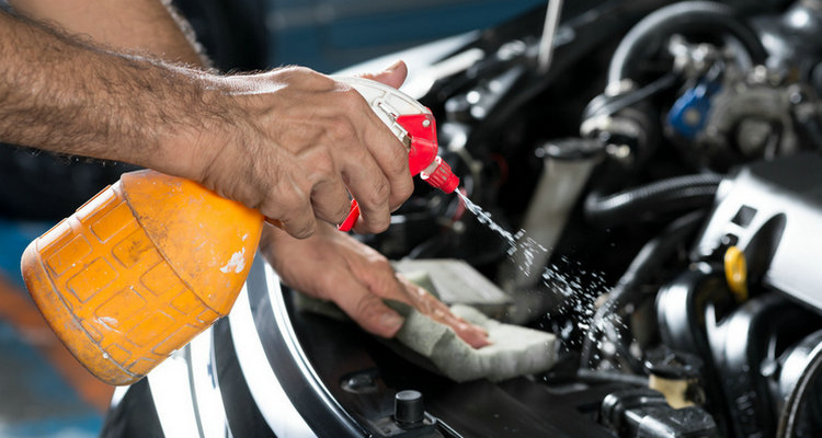 發(fā)動機里的積碳怎么清理