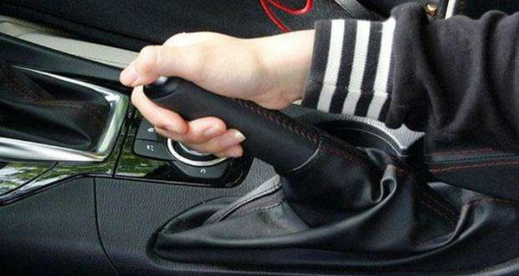 長(zhǎng)期停放車輛要松手剎嗎