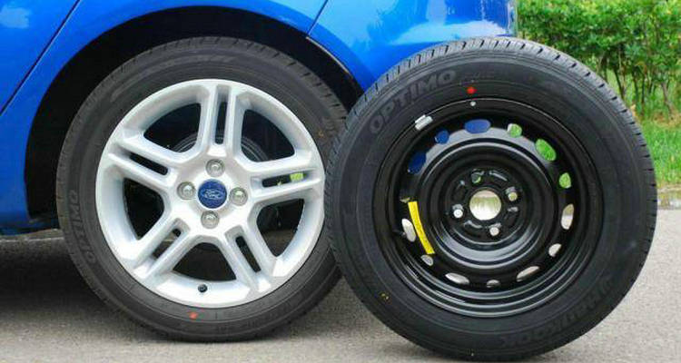 車左邊輪胎有異響是怎么回事