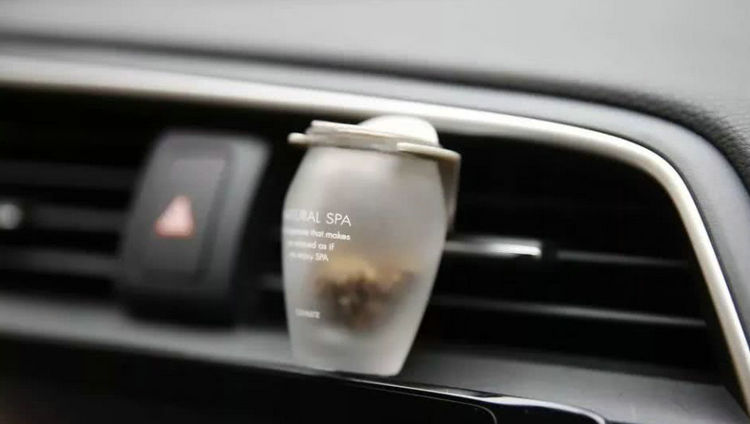 新車有異味怎么辦 去除新車異味妙招