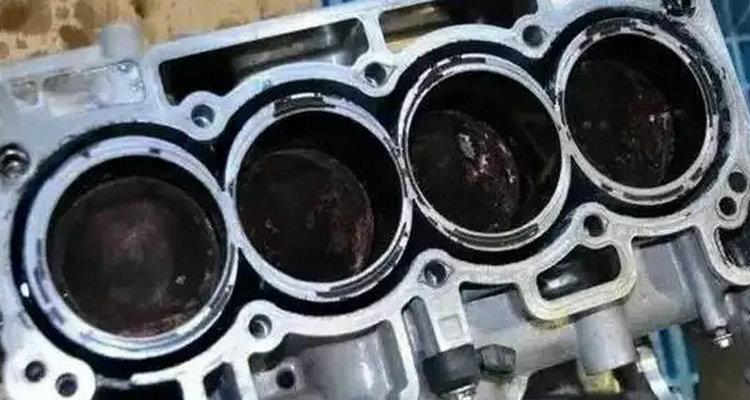 小車怎樣清理積碳最有效