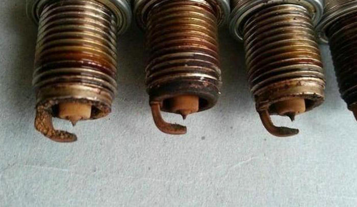 汽車(chē)怎樣判斷火花塞該換了