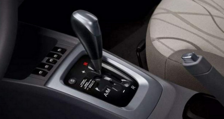 自動擋的車怎么開詳細教程