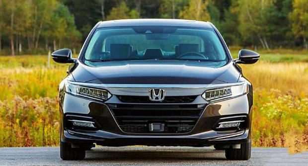 思鉑睿和雅閣哪個好，實力比拼（雅閣受歡迎）