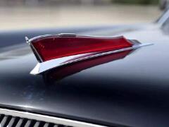 國(guó)產(chǎn)車(chē)的經(jīng)典代表之一 紅旗車(chē)標(biāo)的含義是什么