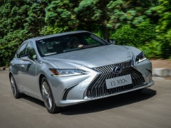 雷克薩斯ES300h新增車(chē)型來(lái)襲 雷克薩斯es價(jià)格多少