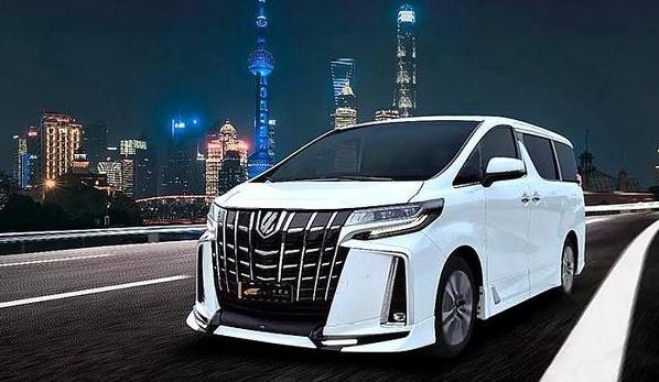 豐田埃爾法黃金特別版，舒適感強，動力足