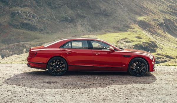 賓利飛馳V8售價，國內售價251.8萬元（價格就是財富象征）