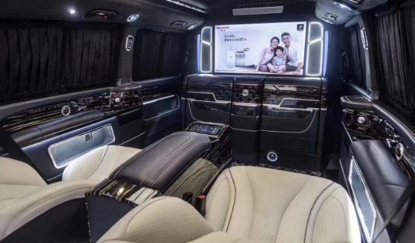 汽車內(nèi)飾翻新一般多少錢，車型不同價(jià)格不同（日常保養(yǎng)很重要）