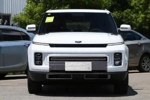 吉利icon二手多少錢，最新二手車成交價7萬