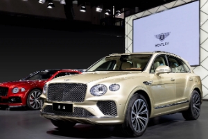 賓利最新款suv價(jià)格，添越2022款售價(jià)269萬起