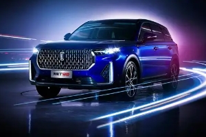 奔騰t99怎么樣值得購(gòu)買(mǎi)嗎，同價(jià)位2.0T動(dòng)力看誰(shuí)都是弟弟（實(shí)測(cè)空間充裕）