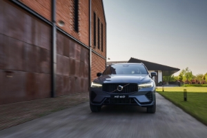 沃爾沃xc60報(bào)價(jià)及圖片，市場(chǎng)最新2023款報(bào)價(jià)37萬(wàn)起
