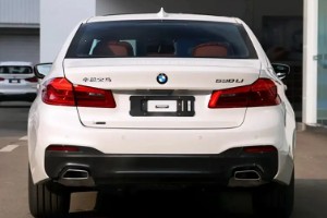 寶馬530li新款2022款裸車(chē)價(jià) 新款寶馬530LI裸車(chē)價(jià)43萬(wàn)