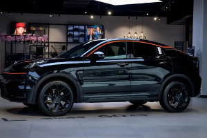 領(lǐng)克05和星越L怎么選 領(lǐng)克05馬力可達265匹(星越L車身長達4.7米)