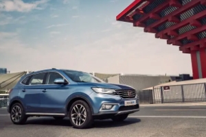 榮威rx5怎么樣 油耗低、空間大、性能好（百公里6.9L）