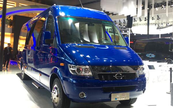 長江的車標(biāo)歷史 公交車的創(chuàng)業(yè)夢(mèng)