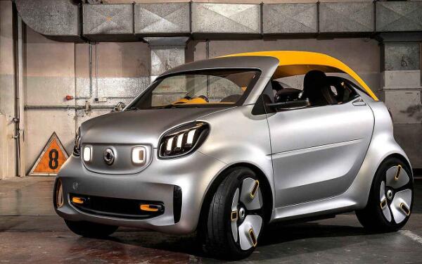 奔馳Smart的車標歷史 代表斯沃奇和戴姆勒的合作藝術