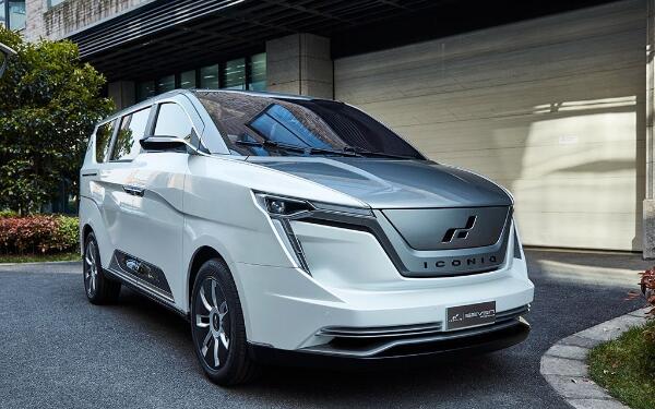 艾康尼克的車(chē)標(biāo)歷史 跑車(chē)設(shè)計(jì)師