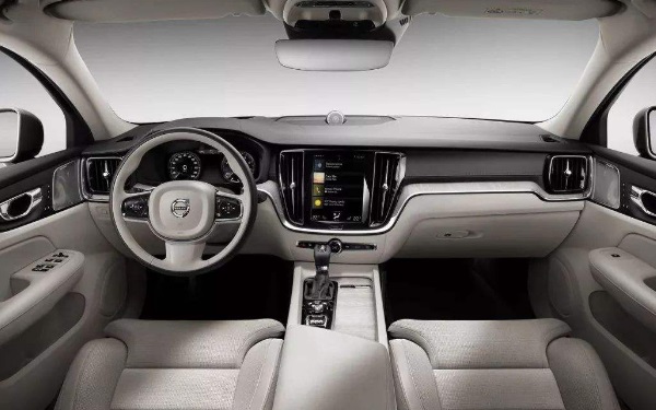 沃爾沃s60價(jià)格多少 官方報(bào)價(jià)28.69-46.19萬(wàn)元