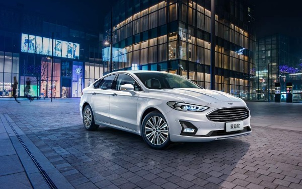 長(zhǎng)安福特價(jià)格大全 福特?zé)衢T(mén)轎車(chē)報(bào)價(jià)多少