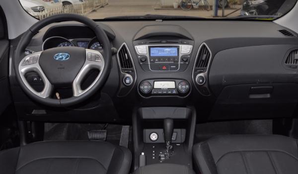 新款北京現(xiàn)代ix35上市，“鯰魚嘴”前臉設(shè)計(jì)兇悍個(gè)性