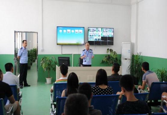 學駕照理論考試題科目一，手機就能直接操作