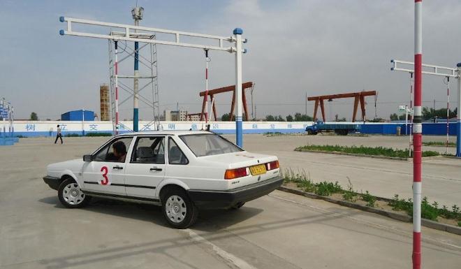 學(xué)車要多少錢學(xué)費，跟考試通過率有關(guān)