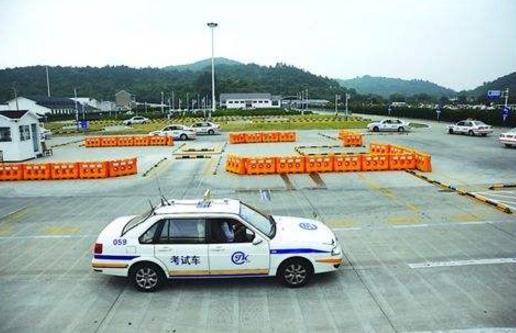 科目二考試心理，熟練后心中有數(shù)不緊張