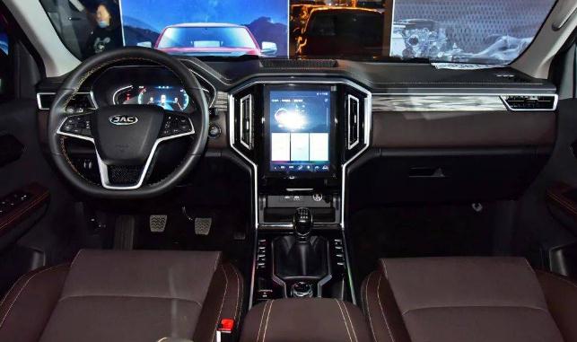 江淮悍途，高規(guī)格的皮卡車型