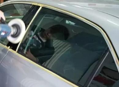 車玻璃鍍膜的好處，超越打蠟和封釉