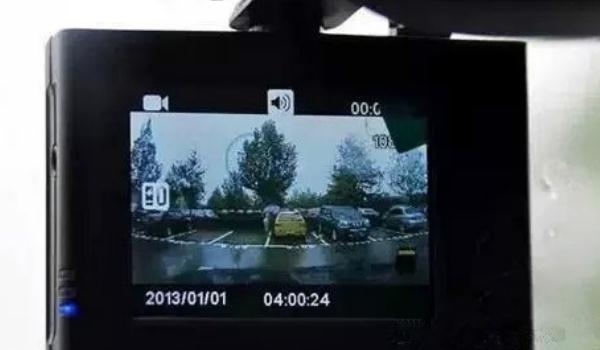 行車記錄儀看回放步驟，多種方式任你選