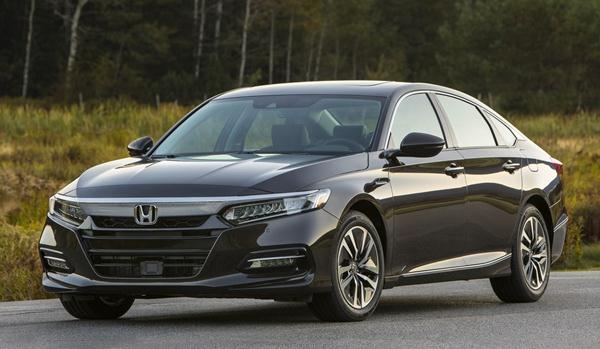 20萬(wàn)左右買什么車好，選擇這款不后悔（本田雅閣）