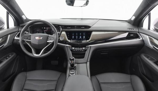 50萬左右買什么車好，凱迪拉克xt6你值得擁有（野性十足）