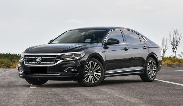 30萬以內(nèi)買什么車好，別克君越實力超群（不比奧迪A6L差）