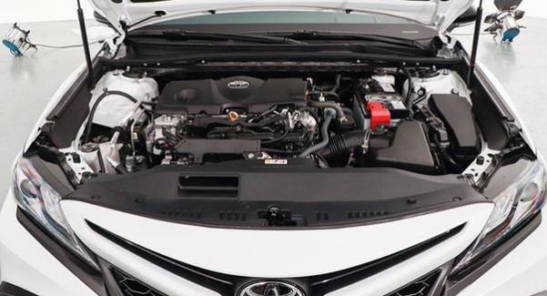 2021款凱美瑞上市，配置車(chē)載微信（滿足年輕人的喜好）