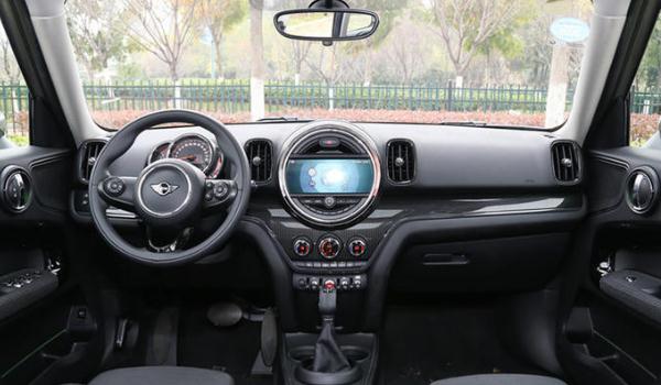 MINI COUNTRYMAN限量版，限量200臺（因為限量而珍貴）