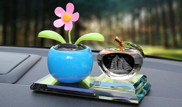 最流行的汽車內(nèi)飾擺件，這些都是最受歡迎的（與內(nèi)飾搭配協(xié)調(diào)）