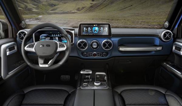 北京BJ40刀鋒英雄版上市，自駕游就選它（價格實惠）