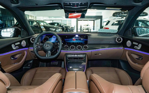 奔馳e300l新車報(bào)價(jià)2021款賣多少錢 官方報(bào)價(jià)46.78萬元起售