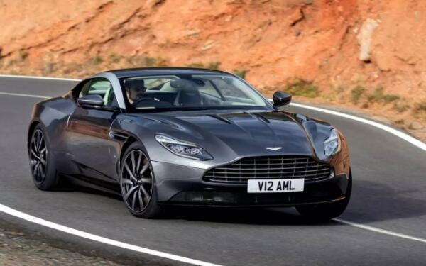阿斯頓馬丁dbs和db11區(qū)別 阿斯頓馬丁dbs和db11哪個(gè)好