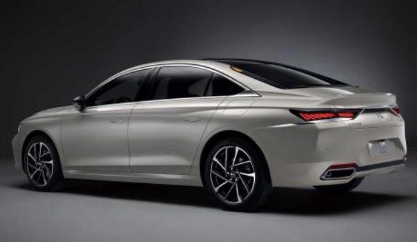 DS 9上市，“玻璃金字塔”的尾燈設(shè)計(jì)理念（顏值和實(shí)力是匹配的）