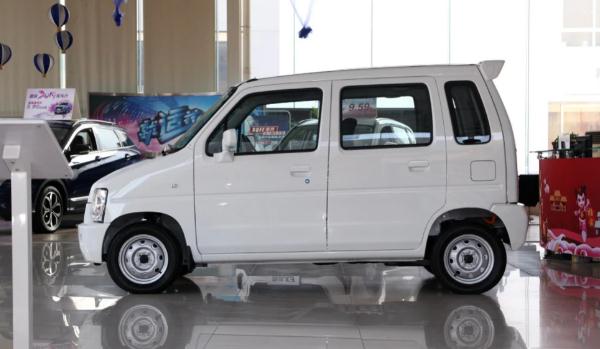 新款北汽EC100/EV2上市，多種車(chē)型任意選（不同行業(yè)不同配置）