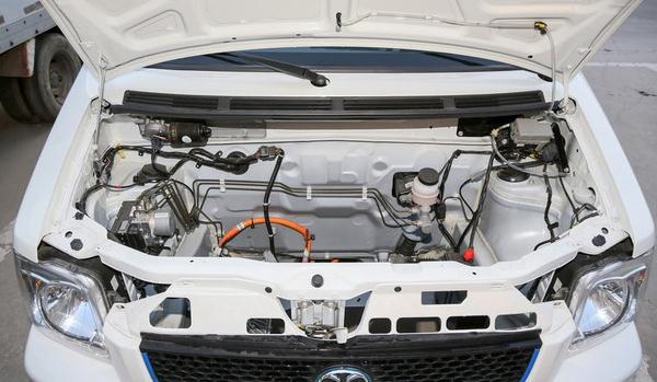 新款北汽EC100/EV2上市，多種車(chē)型任意選（不同行業(yè)不同配置）