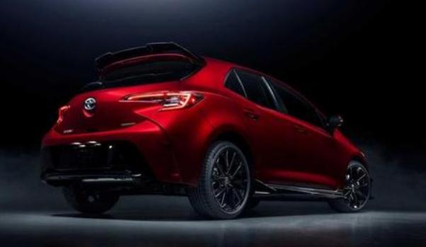 運(yùn)動(dòng)外觀套件，豐田卡羅拉兩廂特別版（代表車型）