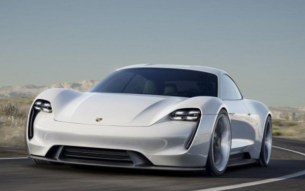 保時(shí)捷純電車taycan價(jià)格 起售價(jià)88萬左右